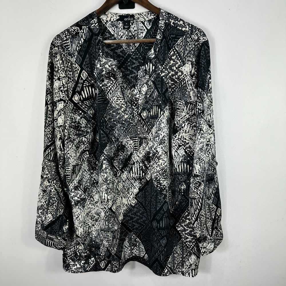 Erika Blouse‎ 1X Black White Abstract Sequin V-Neck Boho Career Workwear Top